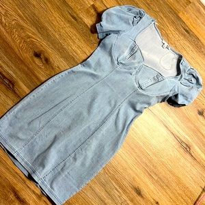 Denim Dress w Puffy Shoulders 💙✨